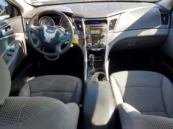 2012 HYUNDAI SONATA