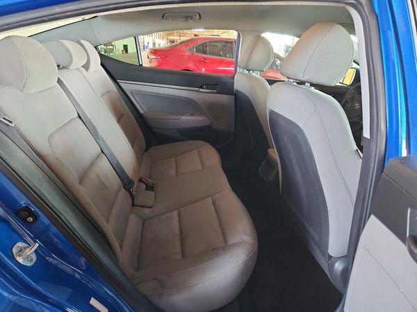 2017 HYUNDAI ELANTRA