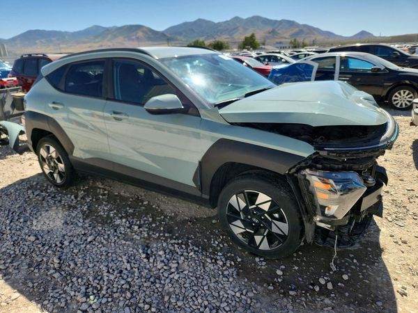 2024 HYUNDAI KONA SE