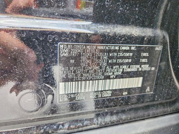 2023 TOYOTA RAV4 XLE Premium