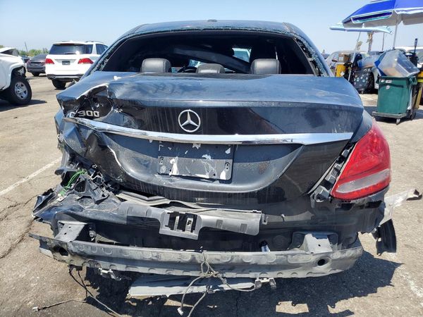 2018 MERCEDES-BENZ C C300