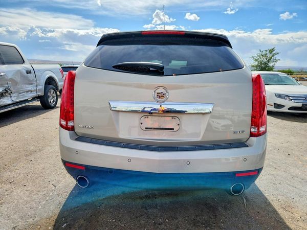 2016 CADILLAC SRX Luxury
