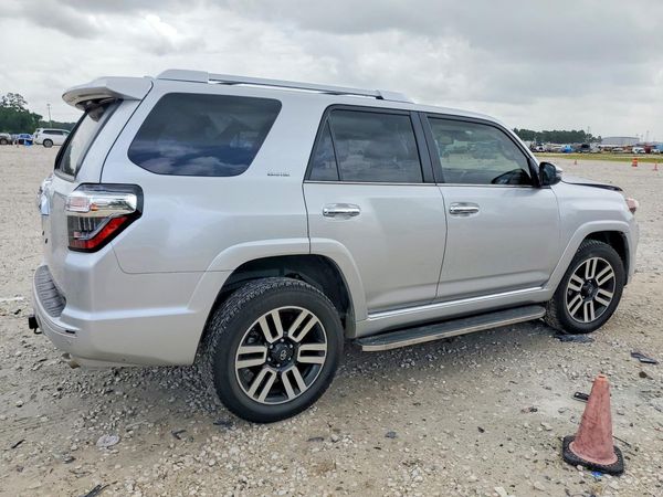 2024 TOYOTA 4RUNNER