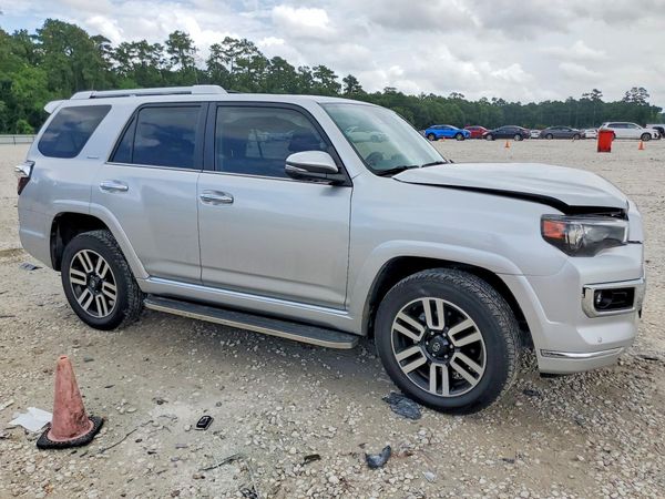 2024 TOYOTA 4RUNNER