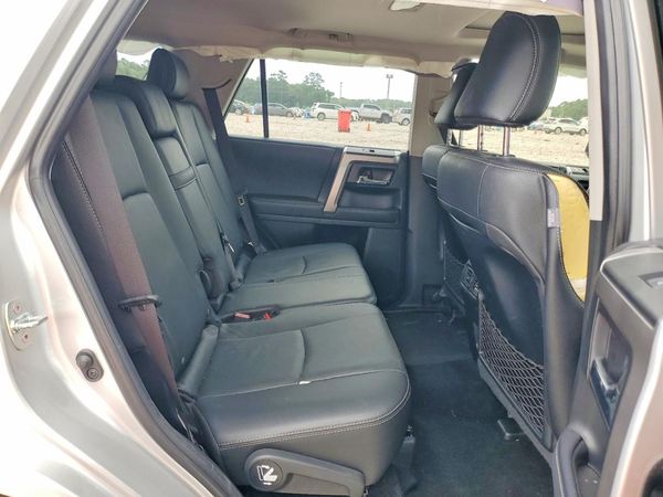2024 TOYOTA 4RUNNER