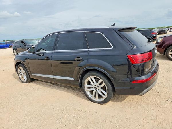 2017 AUDI Q7 quattro Prestige