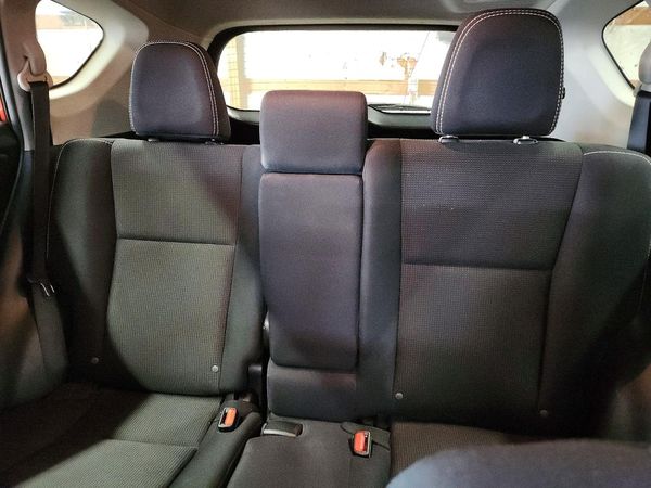 2016 TOYOTA RAV4 XLE (M Grade)