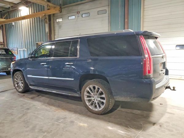 2017 CADILLAC ESCALADE ESV Luxury
