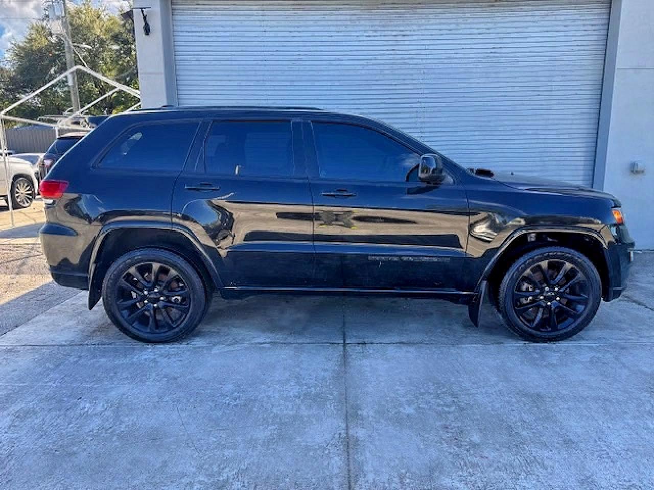 2021 JEEP GRAND CHEROKEE Laredo