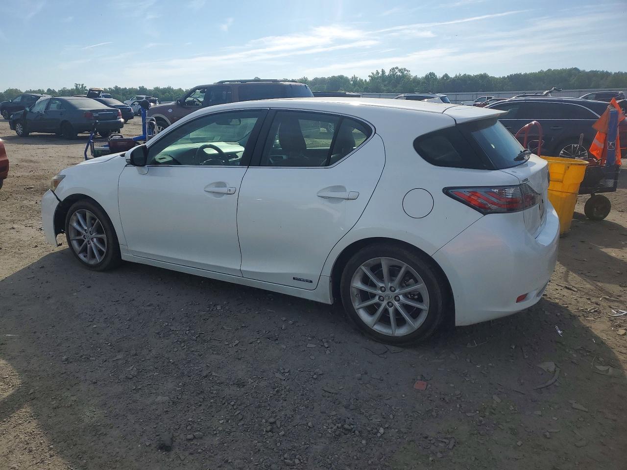 2013 LEXUS CT 200h