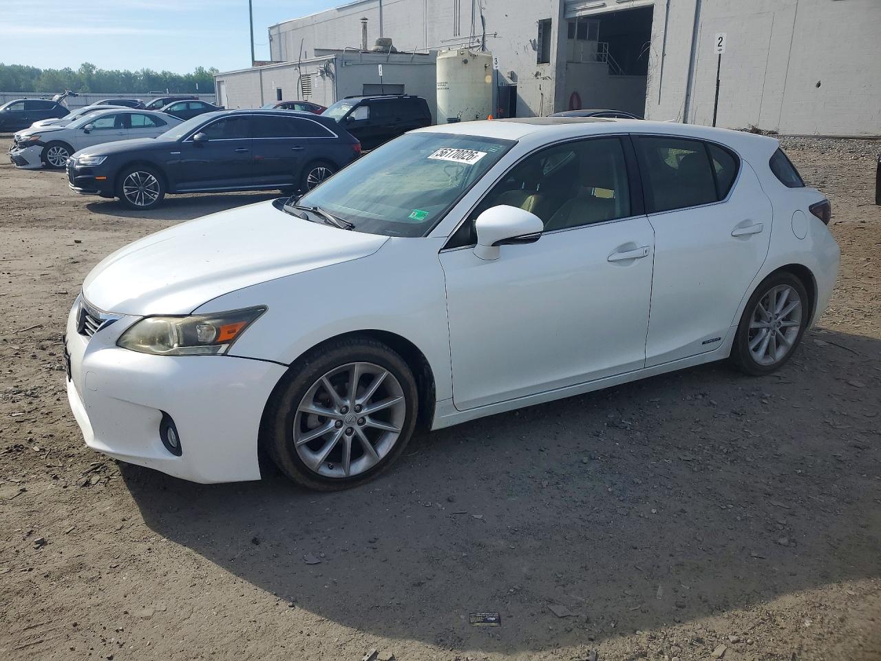 2013 LEXUS CT 200h