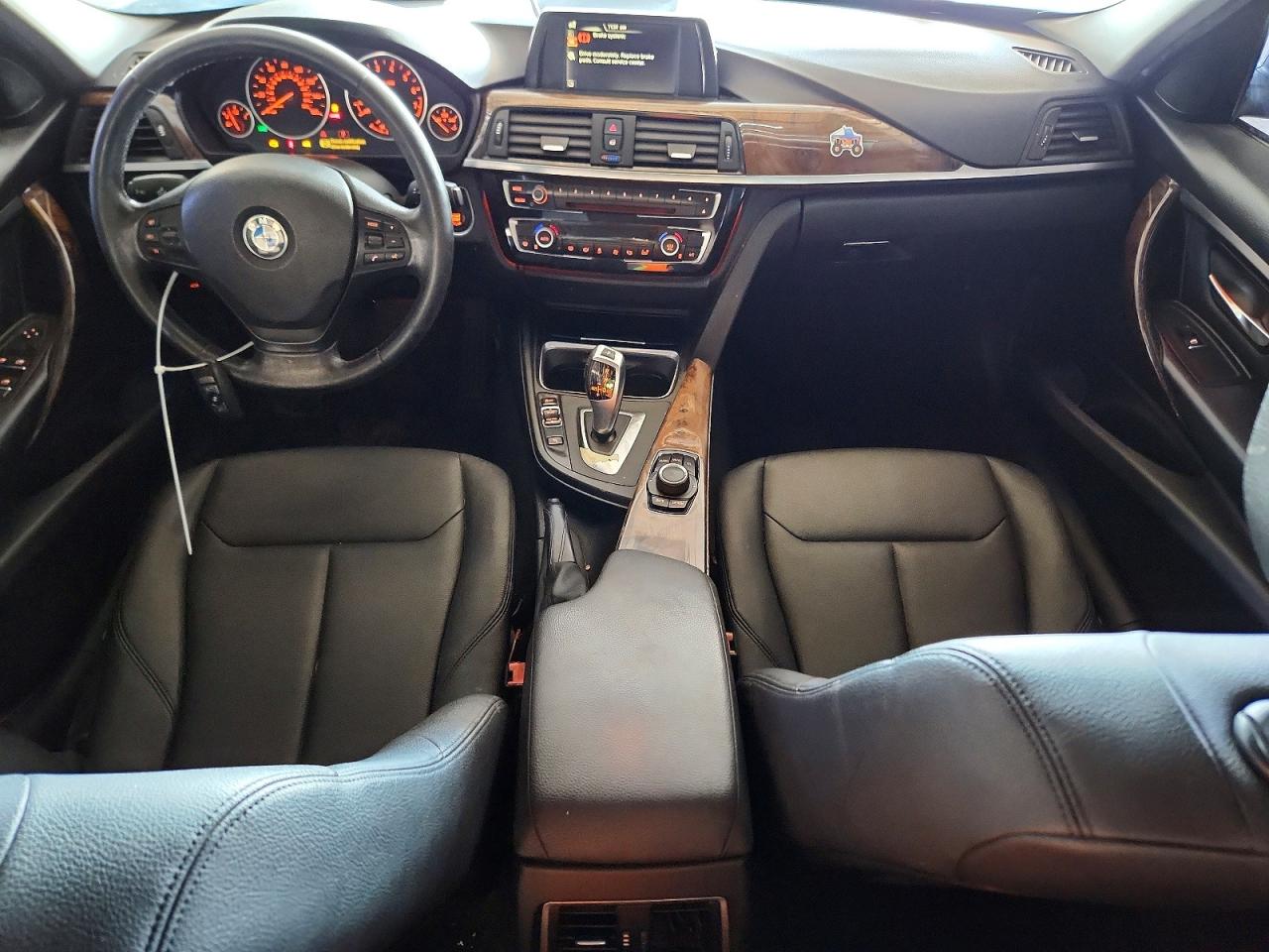 2016 BMW 320 SA