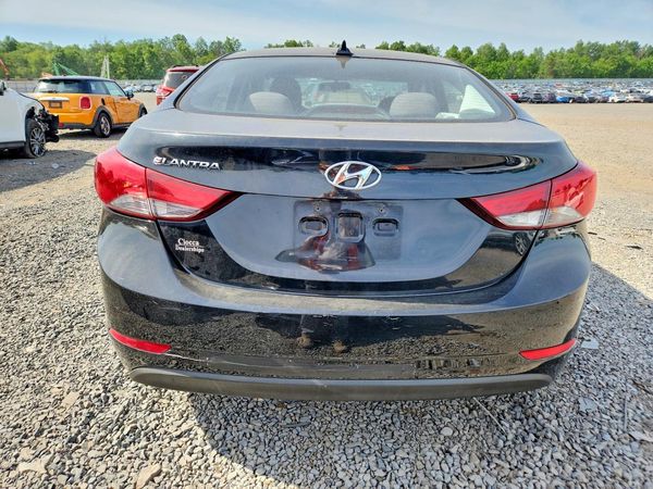 2016 HYUNDAI ELANTRA
