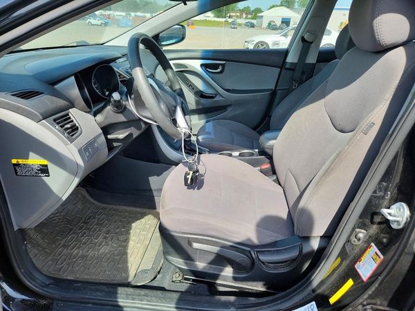 2016 HYUNDAI ELANTRA