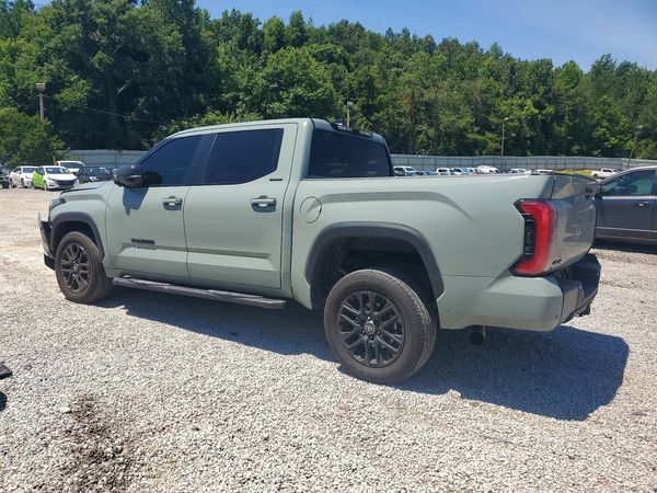2025 TOYOTA TUNDRA