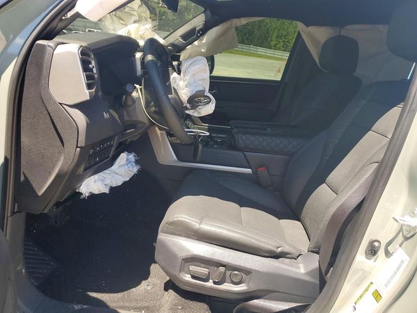 2025 TOYOTA TUNDRA