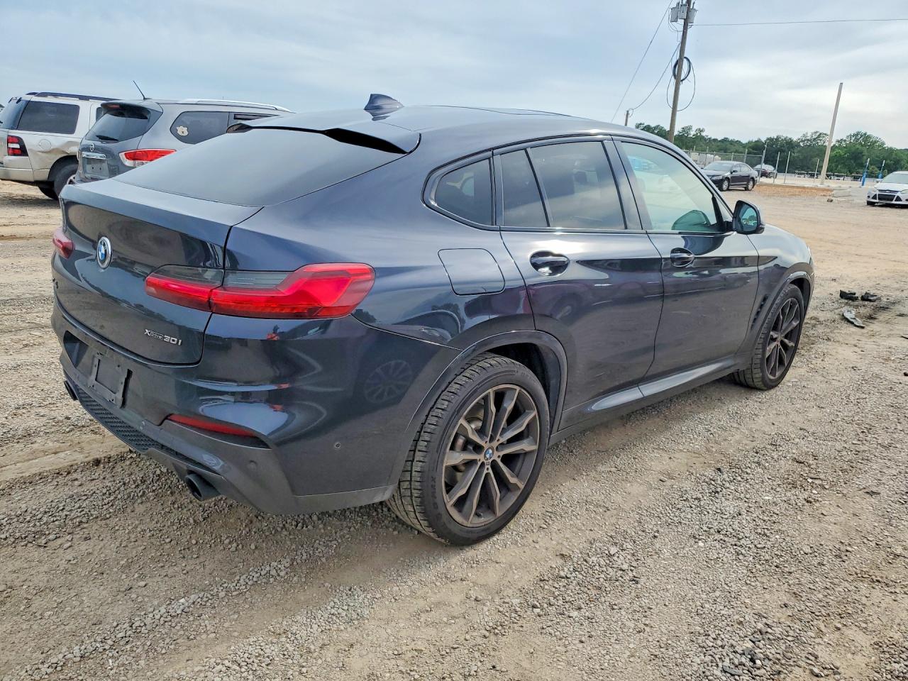 2021 BMW X4 xDrive30i
