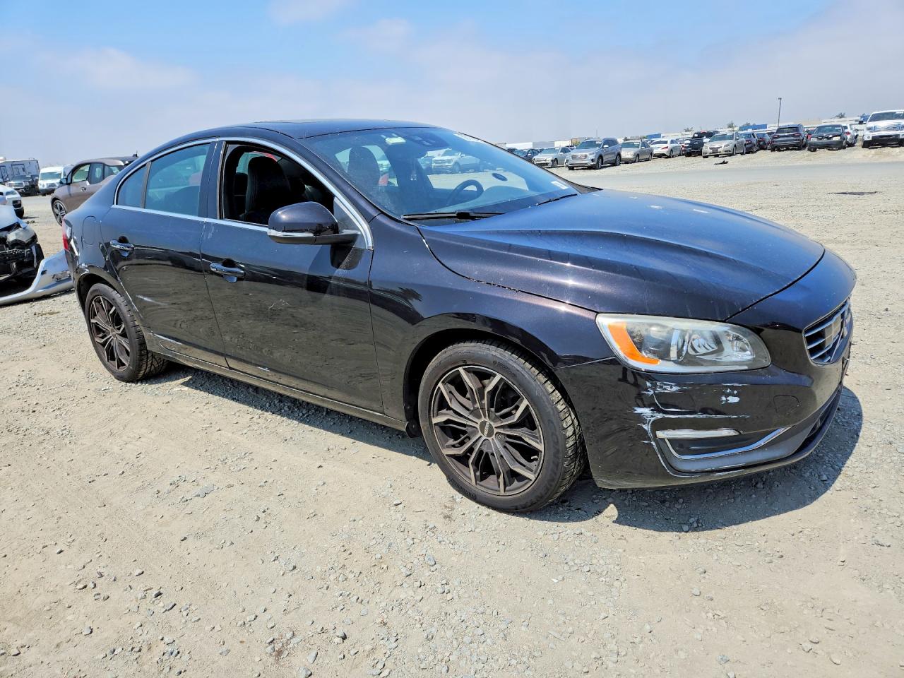 2015 VOLVO S60 Platinum (non R design)