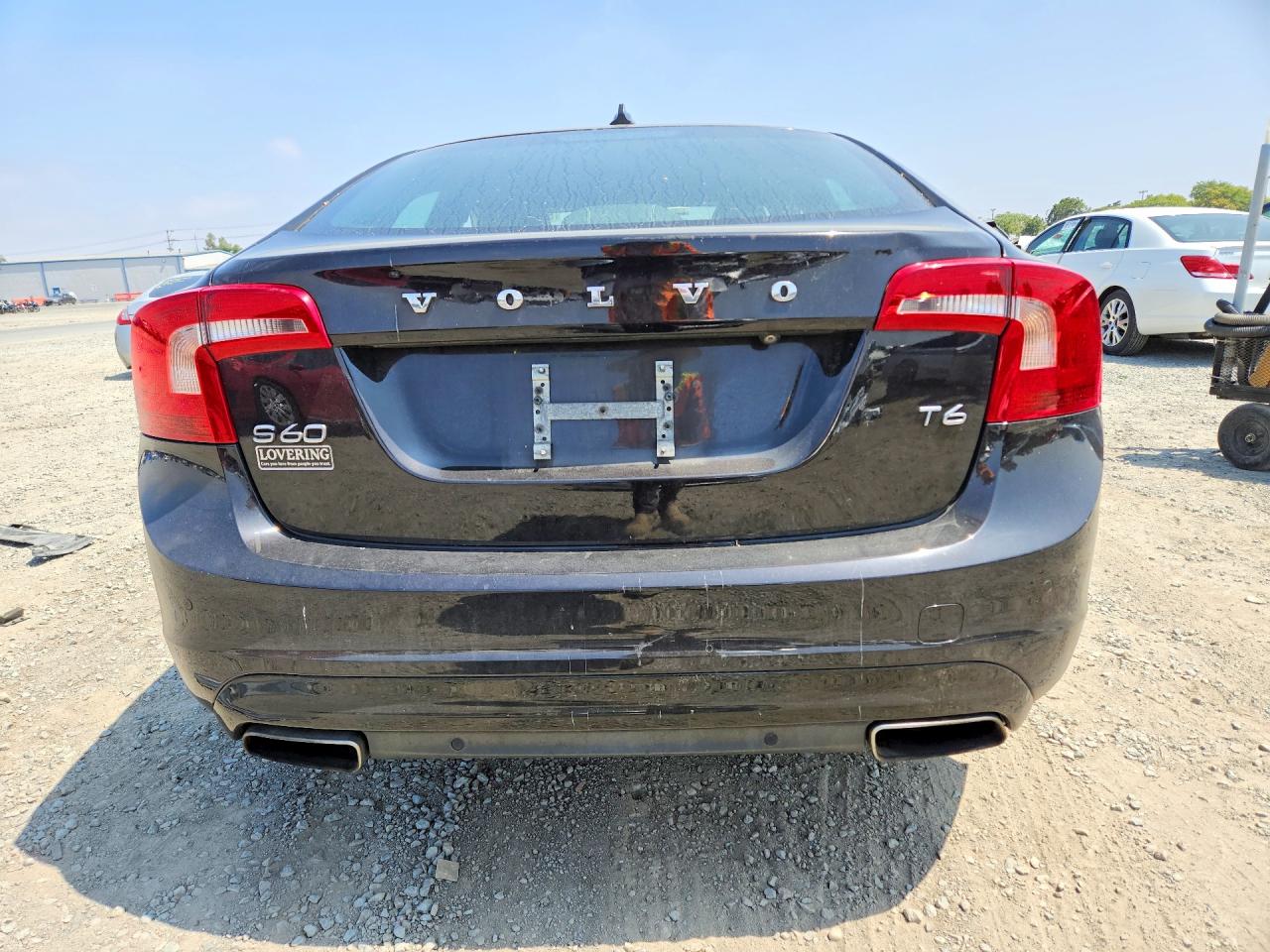 2015 VOLVO S60 Platinum (non R design)