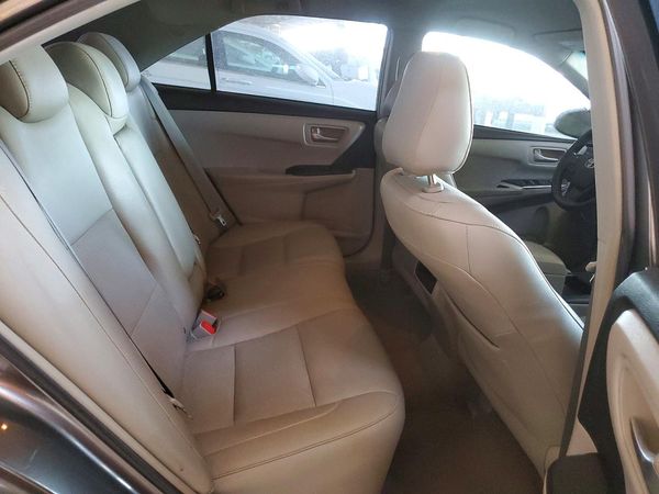 2015 TOYOTA CAMRY
