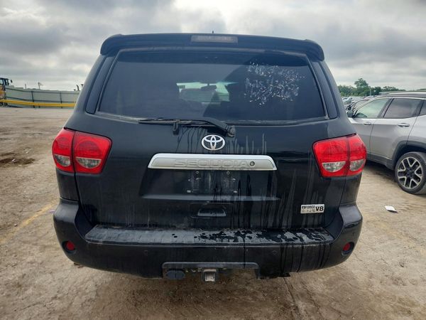2017 TOYOTA SEQUOIA Platinum Grade