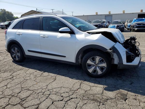 2021 KIA NIRO