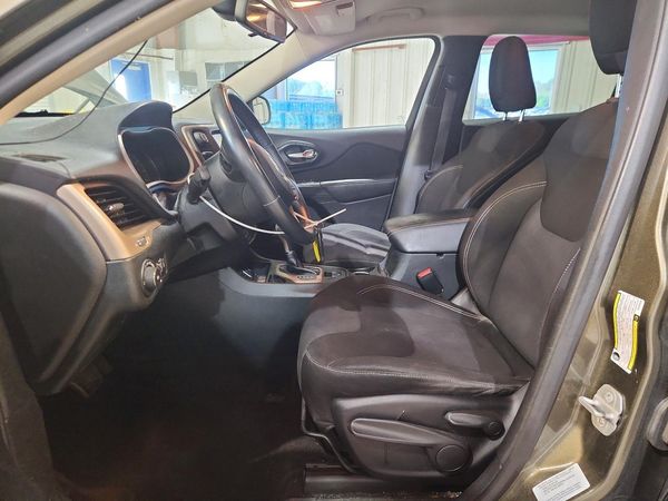 2015 JEEP CHEROKEE LATITUDE FWD