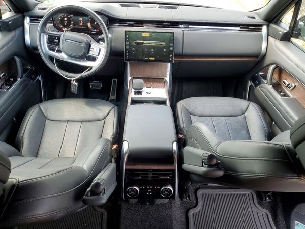 2025 LAND ROVER RANGE ROVER