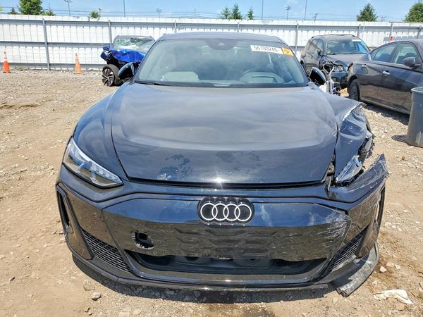 2025 AUDI S E-TRON GT