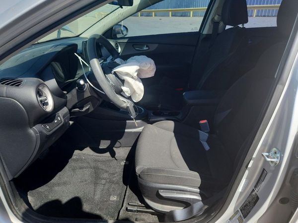 2021 KIA FORTE FE, LXS
