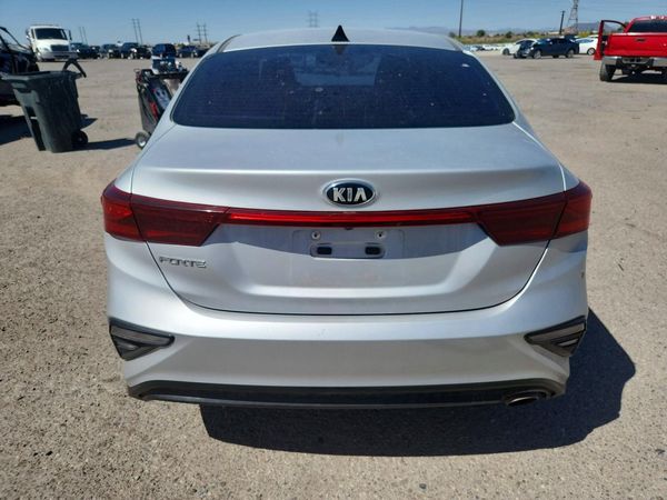 2021 KIA FORTE FE, LXS