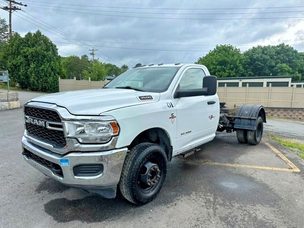 2021 RAM 3500 REG CAB CHASSIS