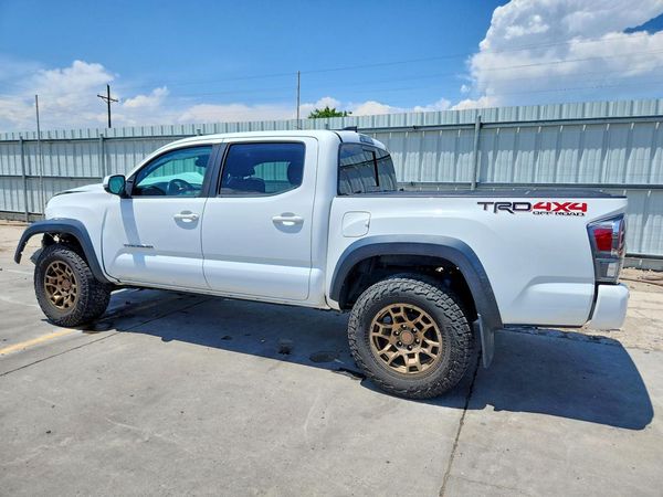 2020 TOYOTA TACOMA SR5