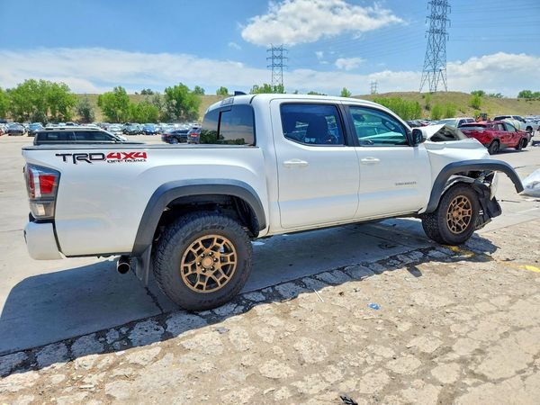 2020 TOYOTA TACOMA SR5