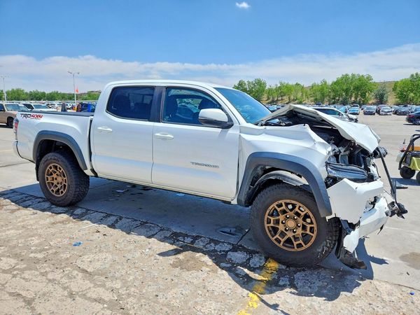 2020 TOYOTA TACOMA SR5