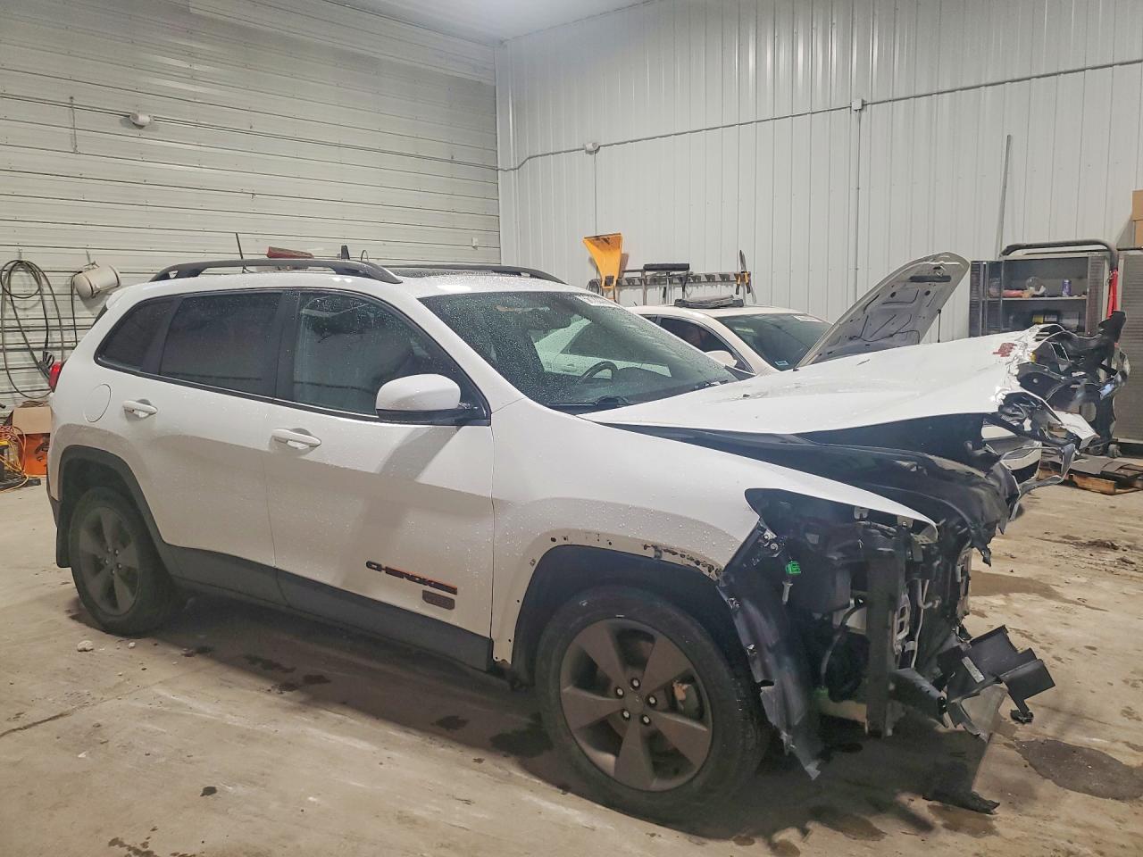 2016 JEEP CHEROKEE LATITUDE 4X4