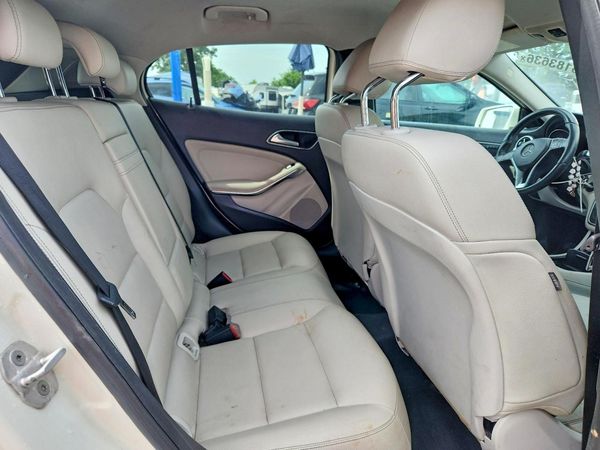 2015 MERCEDES-BENZ GLA GLA250
