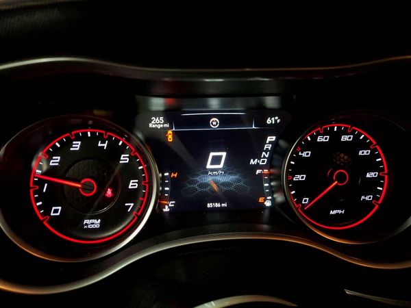 2016 DODGE CHARGER SXT