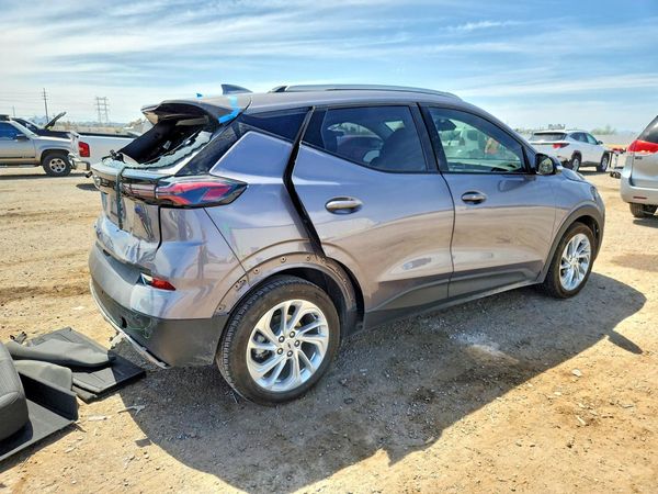 2023 CHEVROLET BOLT EUV LT