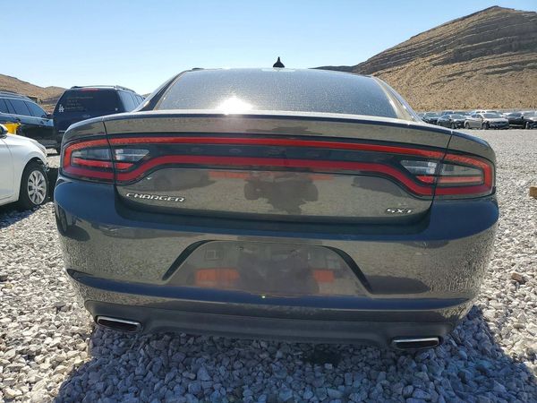 2016 DODGE CHARGER SXT