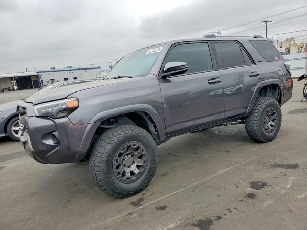 2020 TOYOTA 4RUNNER Base Grade