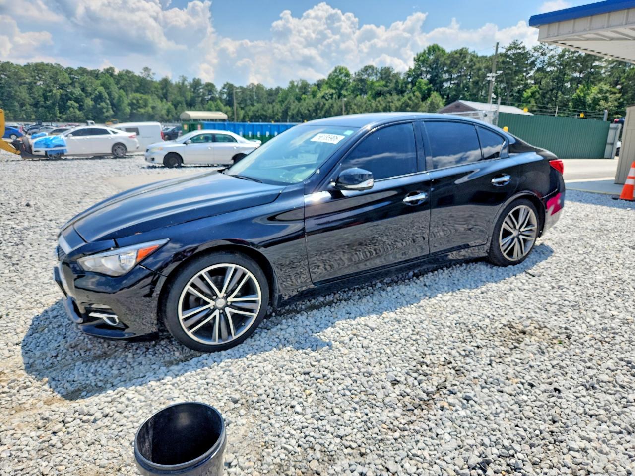 2015 INFINITI Q50