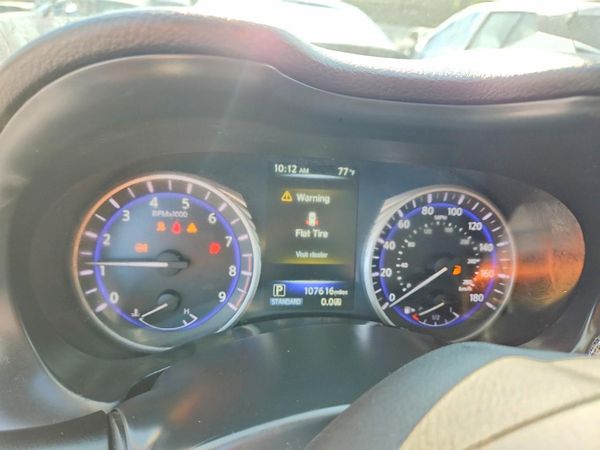 2015 INFINITI Q50