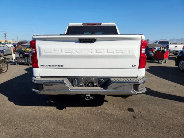 2023 CHEVROLET SILVERADO LT-L