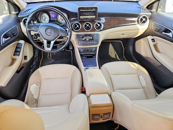 2015 MERCEDES-BENZ GLA GLA250
