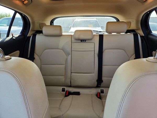 2015 MERCEDES-BENZ GLA GLA250