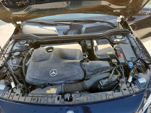 2015 MERCEDES-BENZ GLA GLA250