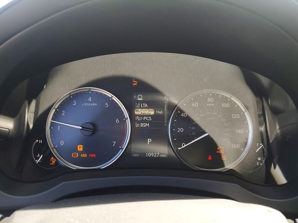 2025 LEXUS IS 300 300 F Sport Design