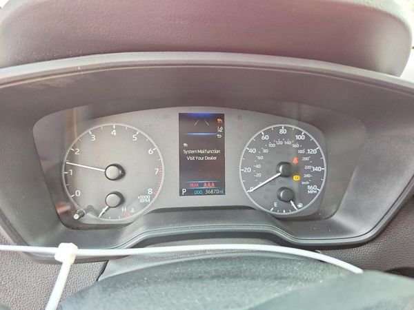 2024 TOYOTA COROLLA CROSS LE
