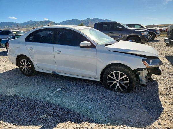 2017 VOLKSWAGEN JETTA
